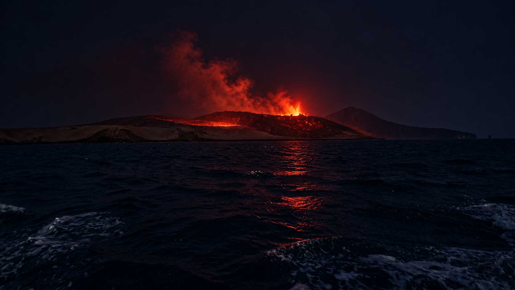 Krakatau Overnight Tour